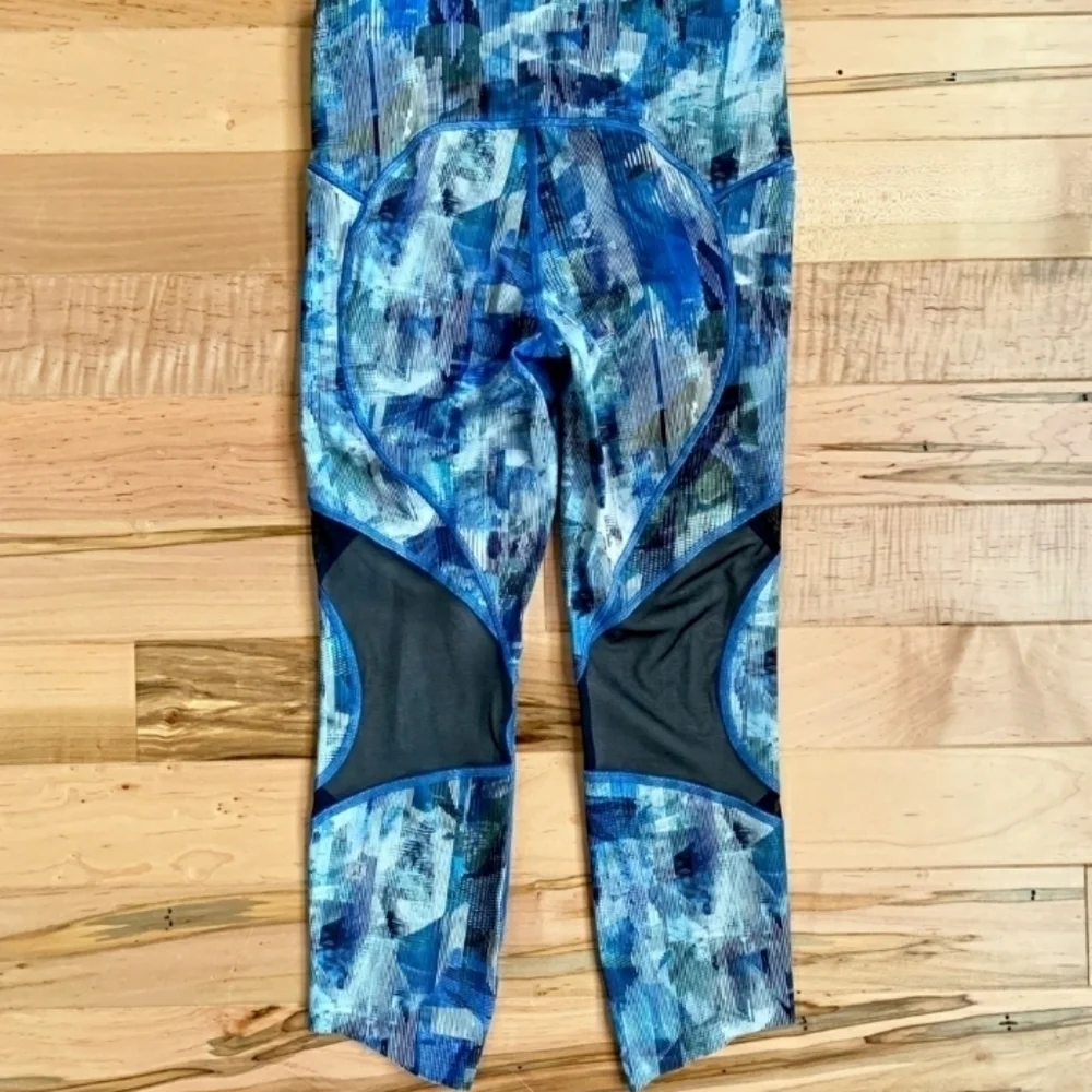 Lululemon On Pace Crop *21